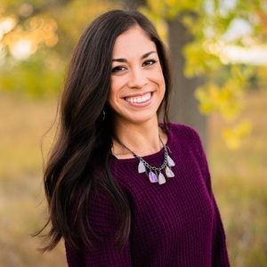 Meet your Posher, Lorin